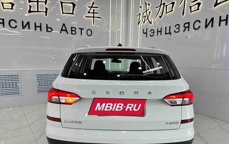 Skoda Kamiq I, 2023 год, 1 700 000 рублей, 11 фотография