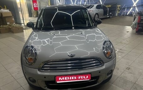 MINI Hatch, 2010 год, 800 000 рублей, 1 фотография