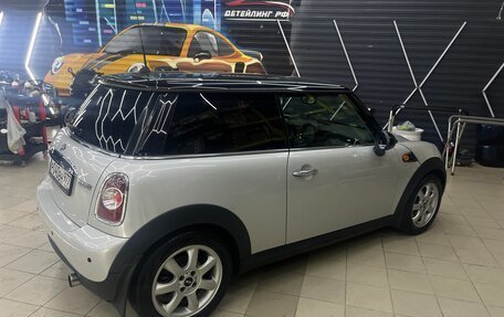 MINI Hatch, 2010 год, 800 000 рублей, 2 фотография