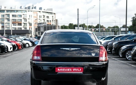 Chrysler 300C II, 2006 год, 699 000 рублей, 5 фотография