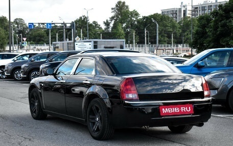 Chrysler 300C II, 2006 год, 699 000 рублей, 4 фотография
