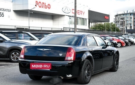 Chrysler 300C II, 2006 год, 699 000 рублей, 7 фотография