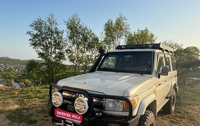 Toyota Land Cruiser 70, 2012 год, 5 195 000 рублей, 1 фотография