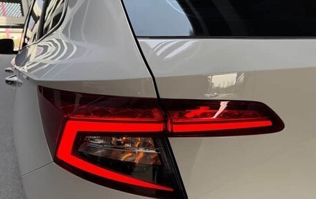 Skoda Karoq I, 2022 год, 1 900 000 рублей, 17 фотография