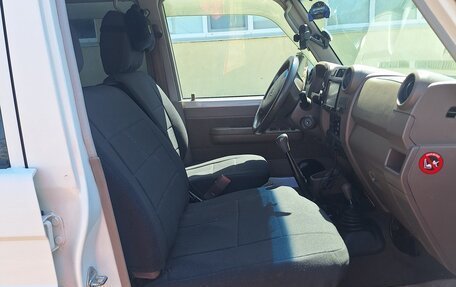Toyota Land Cruiser 70, 2012 год, 5 195 000 рублей, 3 фотография