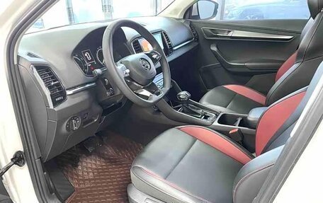 Skoda Karoq I, 2022 год, 2 000 000 рублей, 4 фотография
