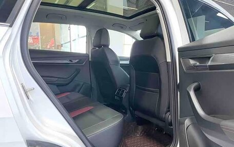 Skoda Karoq I, 2022 год, 2 000 000 рублей, 8 фотография