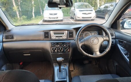 Toyota Corolla, 2003 год, 630 000 рублей, 3 фотография
