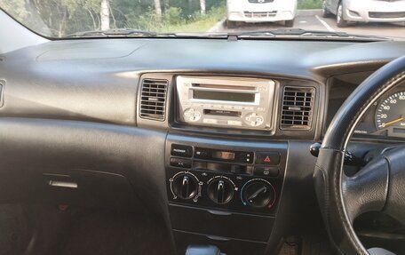 Toyota Corolla, 2003 год, 630 000 рублей, 8 фотография