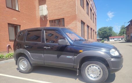 Chevrolet Niva I рестайлинг, 2009 год, 313 000 рублей, 2 фотография