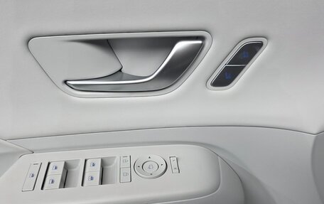 Hyundai Kona, 2023 год, 2 502 040 рублей, 33 фотография