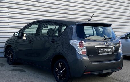 Toyota Verso I, 2013 год, 1 419 000 рублей, 7 фотография