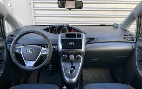 Toyota Verso I, 2013 год, 1 419 000 рублей, 14 фотография