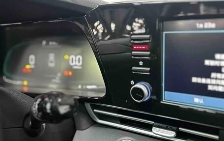 Hyundai Elantra, 2023 год, 1 299 911 рублей, 8 фотография