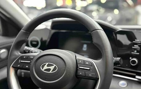 Hyundai Elantra, 2023 год, 1 299 911 рублей, 11 фотография