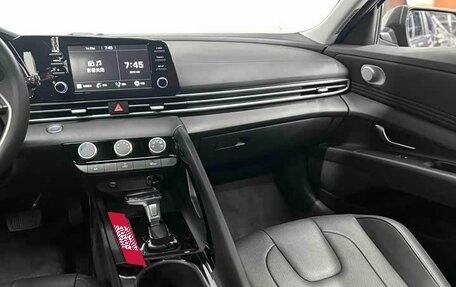 Hyundai Elantra, 2023 год, 1 299 911 рублей, 10 фотография