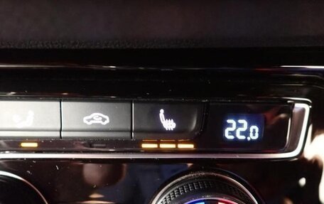 Volkswagen Touran III, 2017 год, 1 420 999 рублей, 15 фотография