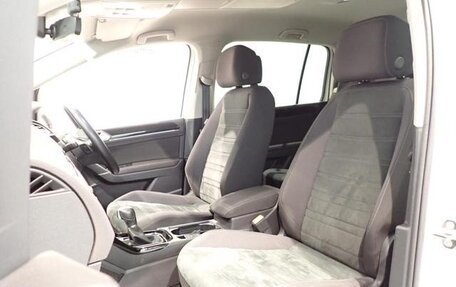 Volkswagen Touran III, 2017 год, 1 420 999 рублей, 25 фотография