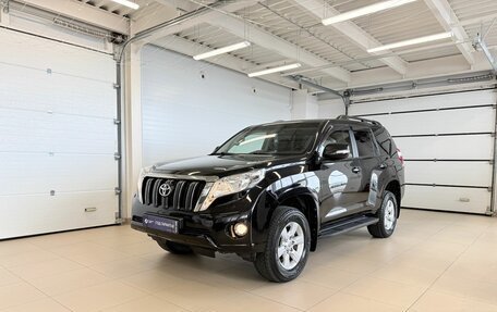Toyota Land Cruiser Prado 150 рестайлинг 2, 2014 год, 3 999 900 рублей, 2 фотография