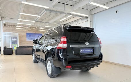 Toyota Land Cruiser Prado 150 рестайлинг 2, 2014 год, 3 999 900 рублей, 4 фотография