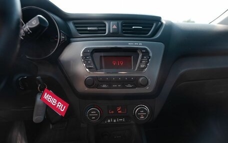 KIA Rio III рестайлинг, 2013 год, 870 000 рублей, 19 фотография