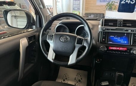 Toyota Land Cruiser Prado 150 рестайлинг 2, 2014 год, 3 999 900 рублей, 14 фотография