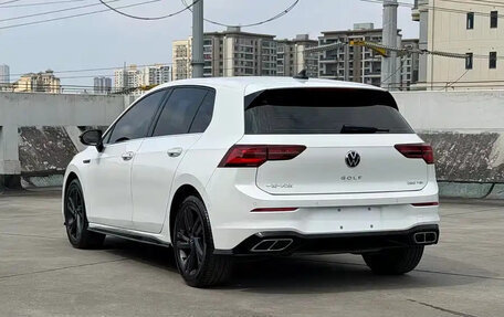 Volkswagen Golf VIII, 2023 год, 1 685 000 рублей, 4 фотография