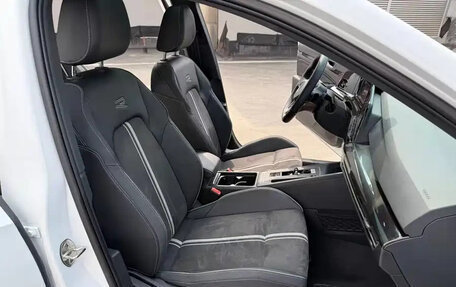 Volkswagen Golf VIII, 2023 год, 1 685 000 рублей, 11 фотография