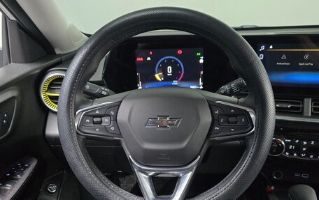 Chevrolet Trax, 2023 год, 1 750 000 рублей, 17 фотография