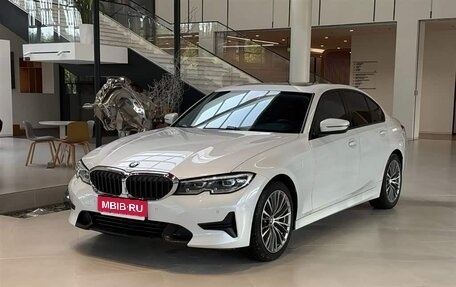 BMW 3 серия, 2022 год, 2 630 000 рублей, 1 фотография