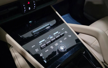 Porsche Cayenne III, 2025 год, 12 300 000 рублей, 14 фотография