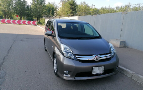Toyota ISis I, 2014 год, 1 430 000 рублей, 16 фотография
