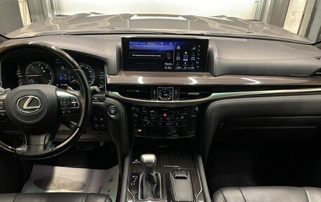 Lexus LX III, 2016 год, 6 900 000 рублей, 11 фотография