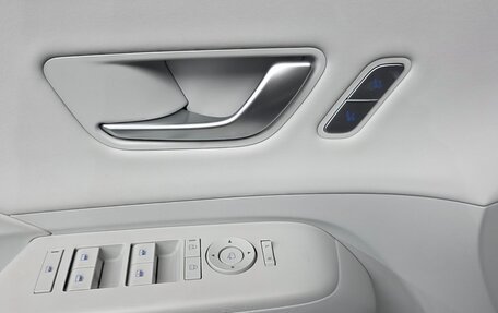 Hyundai Kona, 2023 год, 2 620 000 рублей, 11 фотография