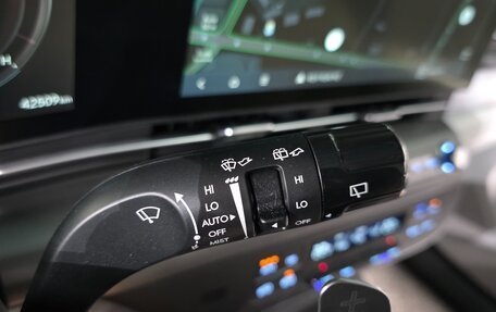 Hyundai Kona, 2023 год, 2 620 000 рублей, 28 фотография