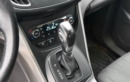 Ford Kuga III, 2016 год, 950 000 рублей, 16 фотография