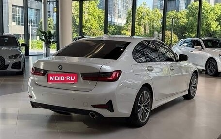 BMW 3 серия, 2022 год, 2 630 000 рублей, 3 фотография