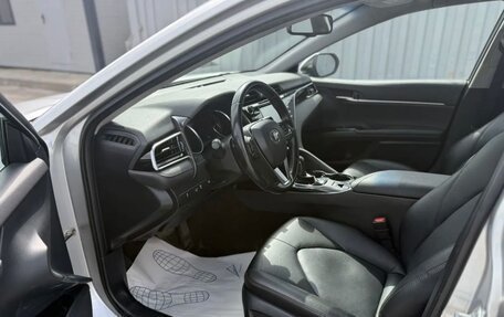 Toyota Camry, 2019 год, 2 900 000 рублей, 12 фотография