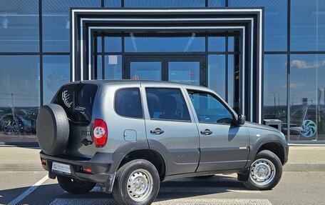 Chevrolet Niva I рестайлинг, 2017 год, 680 000 рублей, 4 фотография
