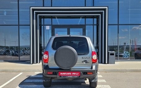 Chevrolet Niva I рестайлинг, 2017 год, 680 000 рублей, 5 фотография