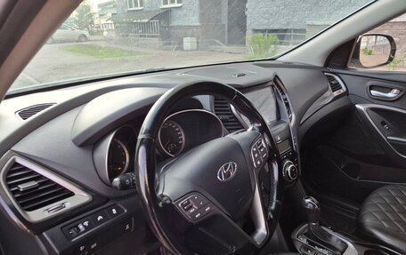 Hyundai Santa Fe III рестайлинг, 2014 год, 1 999 999 рублей, 12 фотография