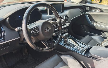 KIA Stinger I, 2019 год, 2 400 000 рублей, 10 фотография