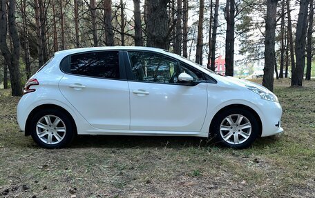 Peugeot 208 II, 2013 год, 920 000 рублей, 6 фотография