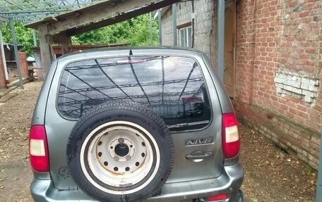 Chevrolet Niva I рестайлинг, 2004 год, 300 000 рублей, 3 фотография