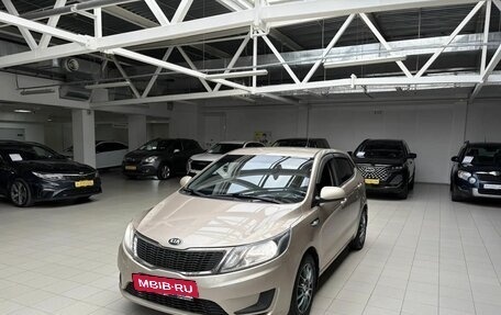 KIA Rio III рестайлинг, 2013 год, 740 000 рублей, 3 фотография