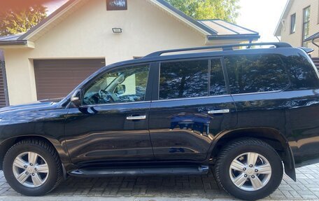 Toyota Land Cruiser 200, 2018 год, 5 500 000 рублей, 2 фотография