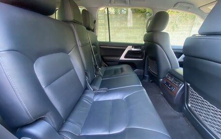 Toyota Land Cruiser 200, 2018 год, 5 500 000 рублей, 8 фотография