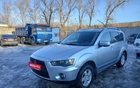 Mitsubishi Outlander III рестайлинг 3, 2010 год, 950 000 рублей, 2 фотография