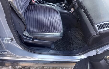 Mitsubishi Outlander III рестайлинг 3, 2010 год, 950 000 рублей, 13 фотография