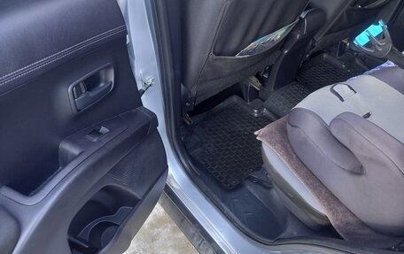 Mitsubishi Outlander III рестайлинг 3, 2010 год, 950 000 рублей, 9 фотография